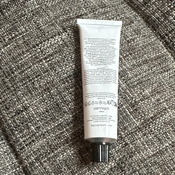 NEW Diptyque Lait Frais Fresh Lotion for the Body 50 mL - Picture 2 of 3